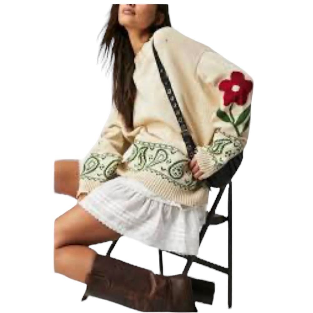 Profound Distressed Pullover Floral Paisley Knitted Sweater Womens Cream Small